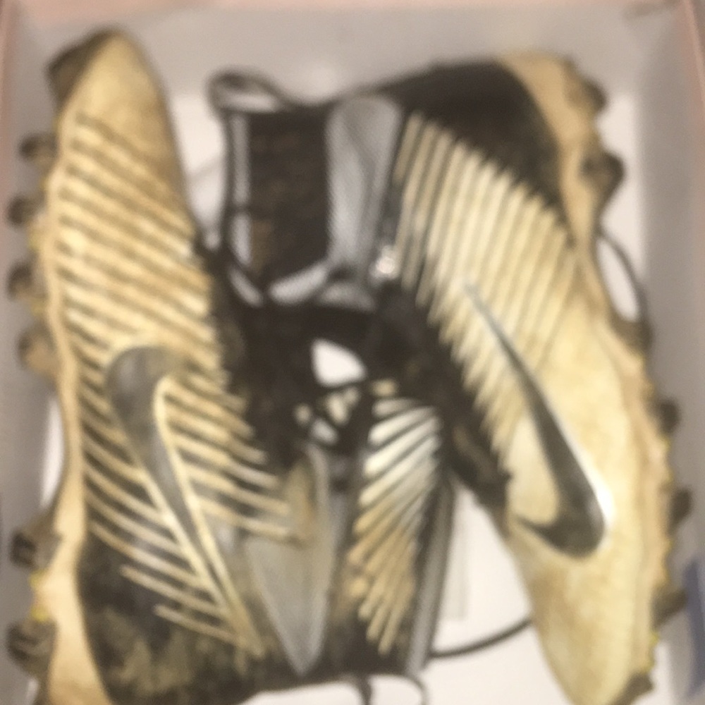 High top football cleats